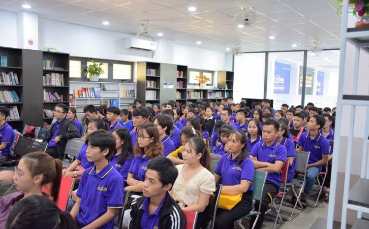  Ngành Việt Nam học – Du lịch thích hợp với những bạn trẻ như thế nào?