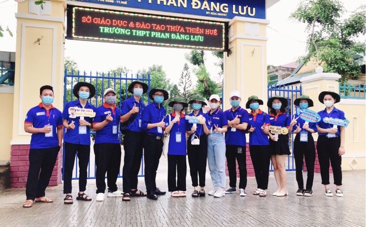  15 điểm trường – Đại học Phú Xuân tham gia tiếp sức mùa thi năm 2021