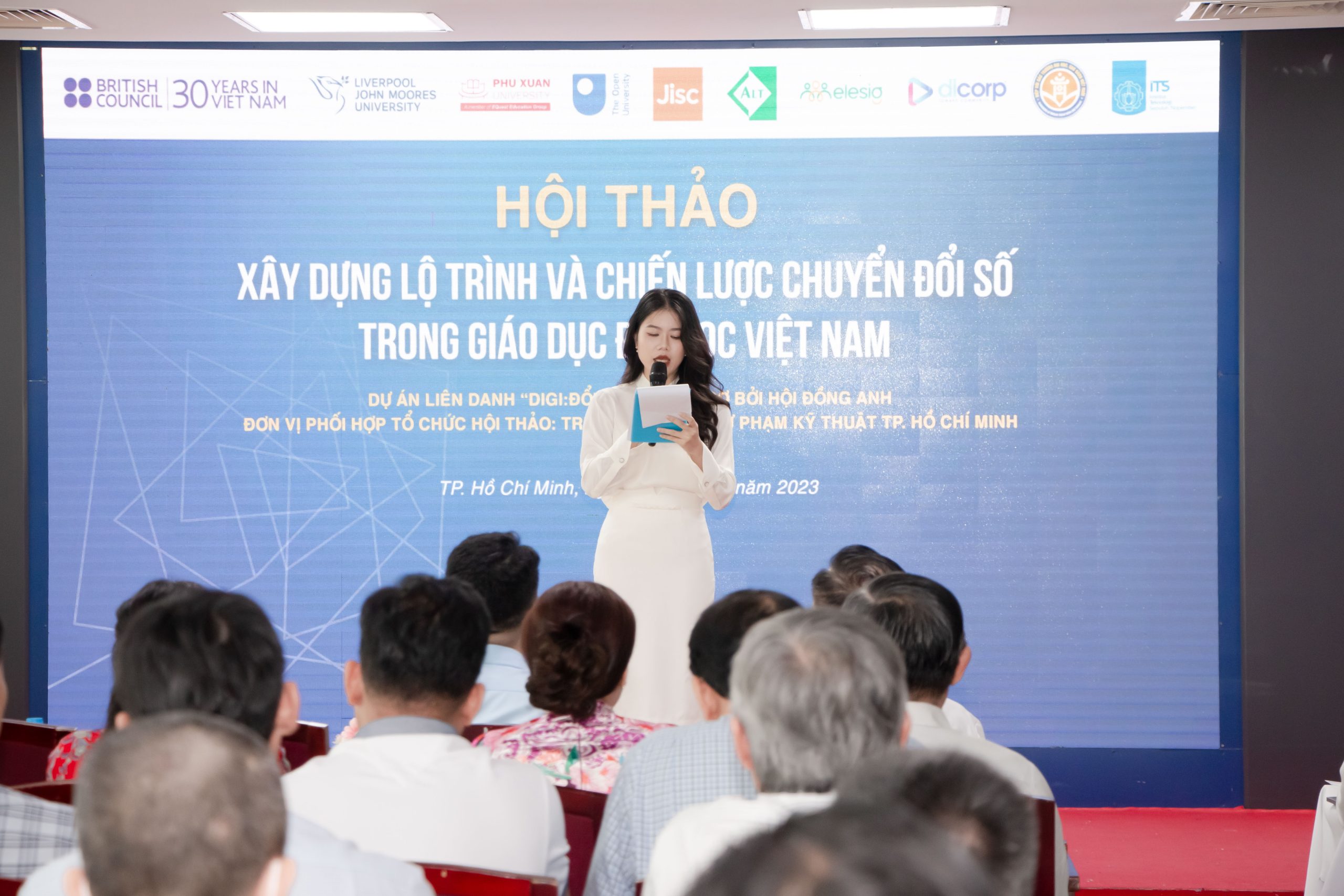 Trường Đại học Phú Xuân đồng tổ chức Hội thảo Digi:Đổi chuyển đổi số Giáo dục Đại học tại Việt Nam