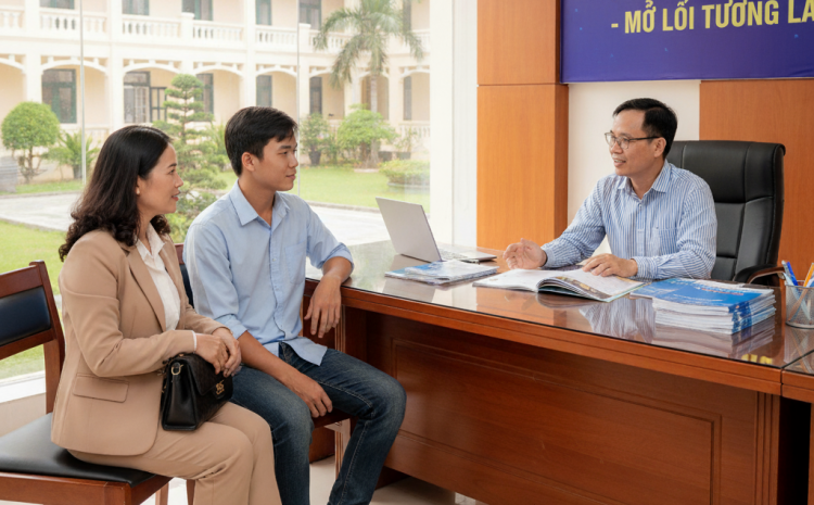  Tư vấn chọn trường đại học ở Huế